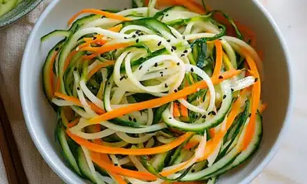 Asian Cucumber and Carrot Sala: Crunch Your Way to Fresh Flavor Bliss!