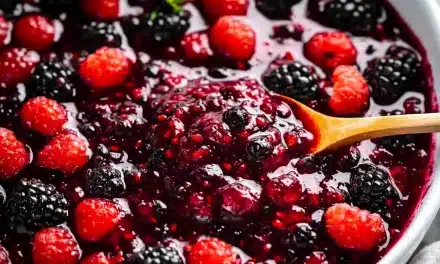 Patriarchal Berry Sauce Recipe: Grandma’s Legendary Kitchen Magic!