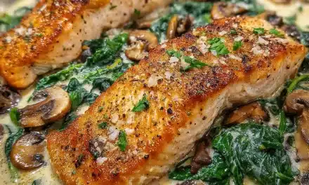Creamy Garlic Butter Salmon with Spinach & Mushrooms – A Restaurant-Quality Dinner in Minutes