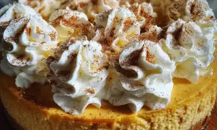 Thanksgiving Cheesecake: A Creamy, Indulgent Delight