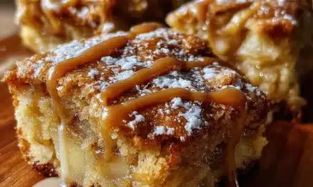 Brown Butter Apple Blondies With Cinnamon Maple Glaze – A Delightful Twist on a Classic