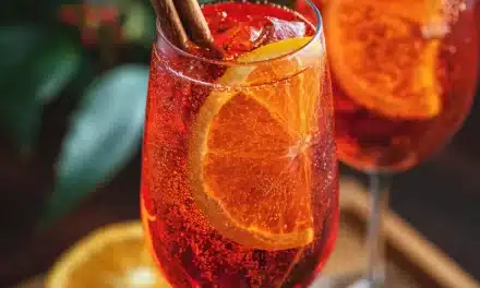 Scrumptious 5-Minute Fall Aperol Spritz Recipe