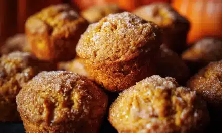Mini Pumpkin Muffins: A Quick and Easy Autumn Delight