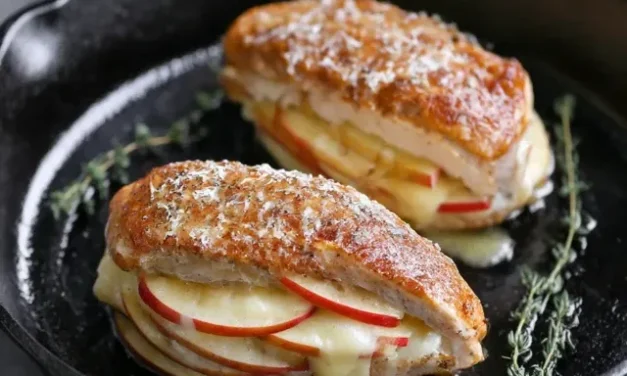 Indulgent Apple and Brie Stuffed Chicken Breast