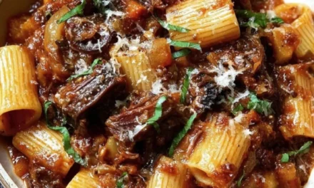 Braised Short Rib Ragu Pasta: A Traditional and Delicious Meal
