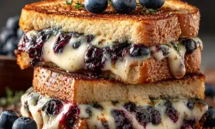 Gourmet Blueberry Grilled Cheese – A Quick and Delicious Comfort Classic