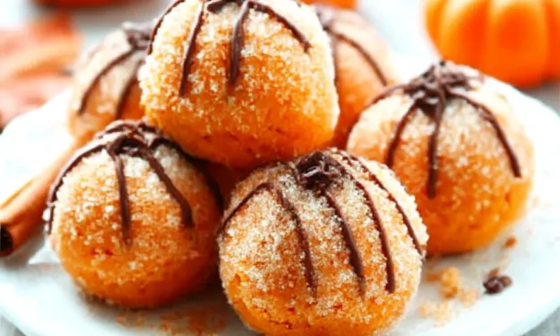Pumpkin Cheesecake Truffles: A Mouthwatering Fall Delight
