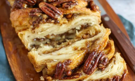 Maple Caramel Pecan Sticky Babka – An Effortless 10-Minute Treat