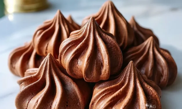 Chocolate Meringue Cookies – A Quick and Magical Treat