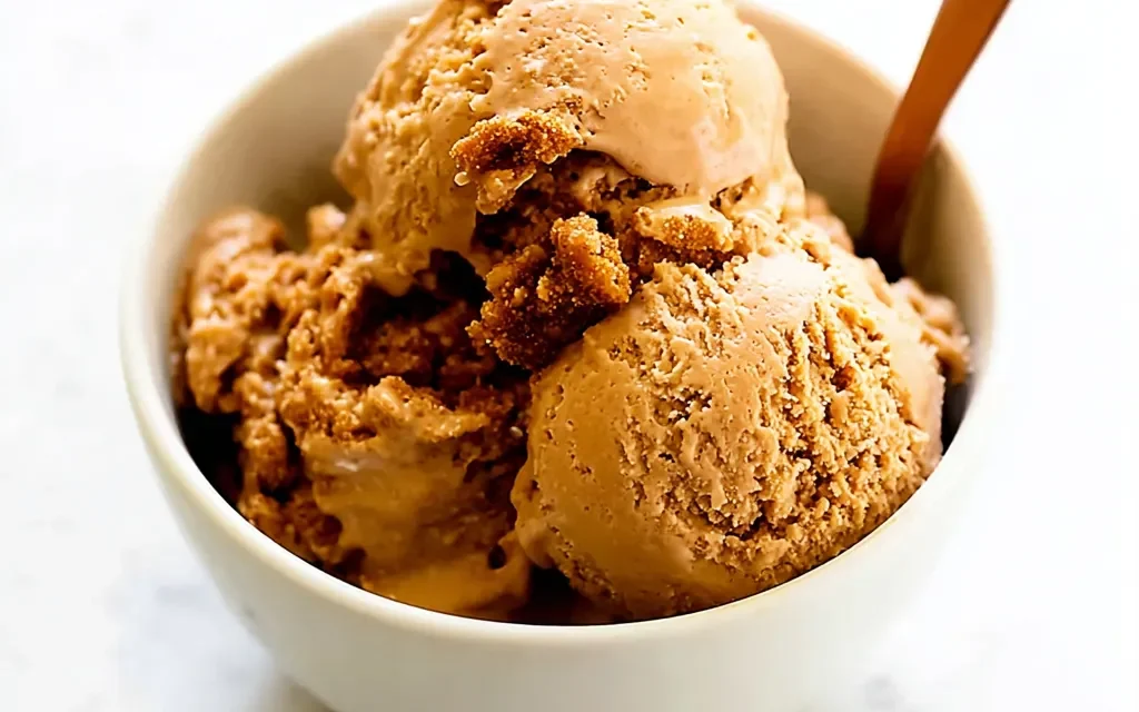 Gingerbread Ice Cream: A Cozy and Delightful Treat