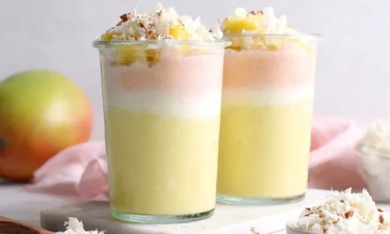 Anti-Inflammatory Pineapple Smoothie: A Refreshing Boost for Your Day