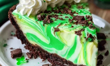 Shamrock Swirl Pie: A Delectable St. Patrick’s Day Treat