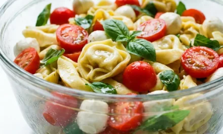Caprese Tortellini Salad: A Fresh and Flavorful Delight