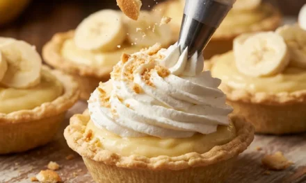 Mini Banana Cream Pies: A Sweet Treat Everyone Will Love