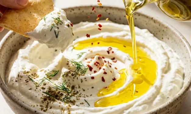 Whipped Cottage Cheese Dip: A Quick and Delicious Snack